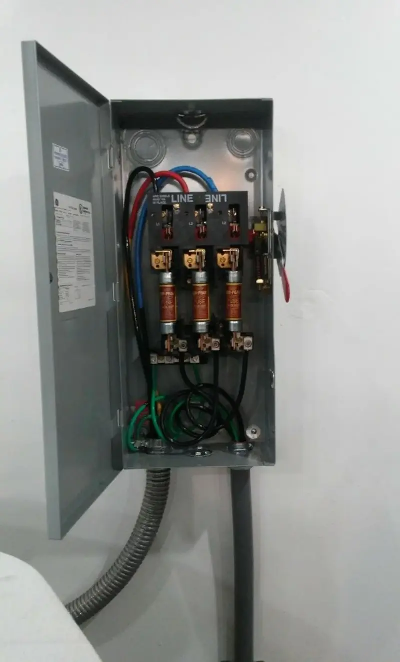 Three-phase disconnect switch installed for Electrical Wiring & Rewiring in Bluffton